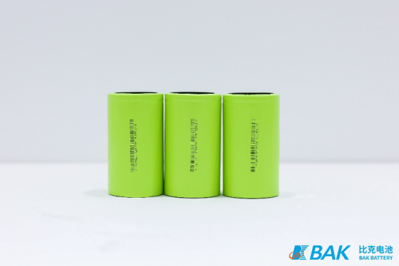 哪些电池企业在布局大圆柱电池？