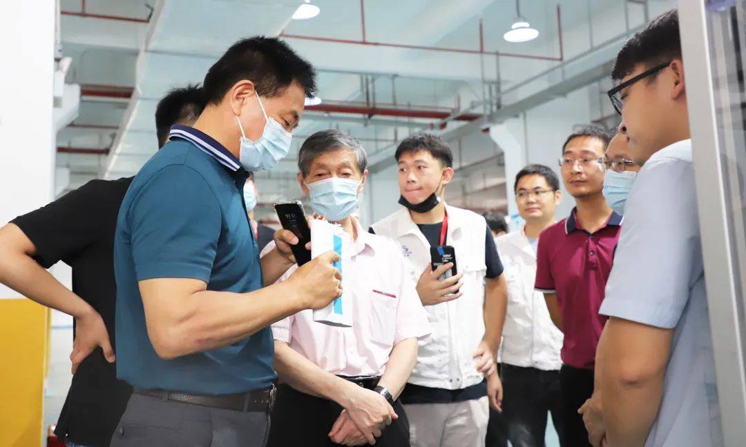 吉阳智能隔膜连续高速智能卷绕机科技成果顺利通过鉴定 吉阳智能隔膜连续高速智能卷绕机科技成果顺利通过鉴定