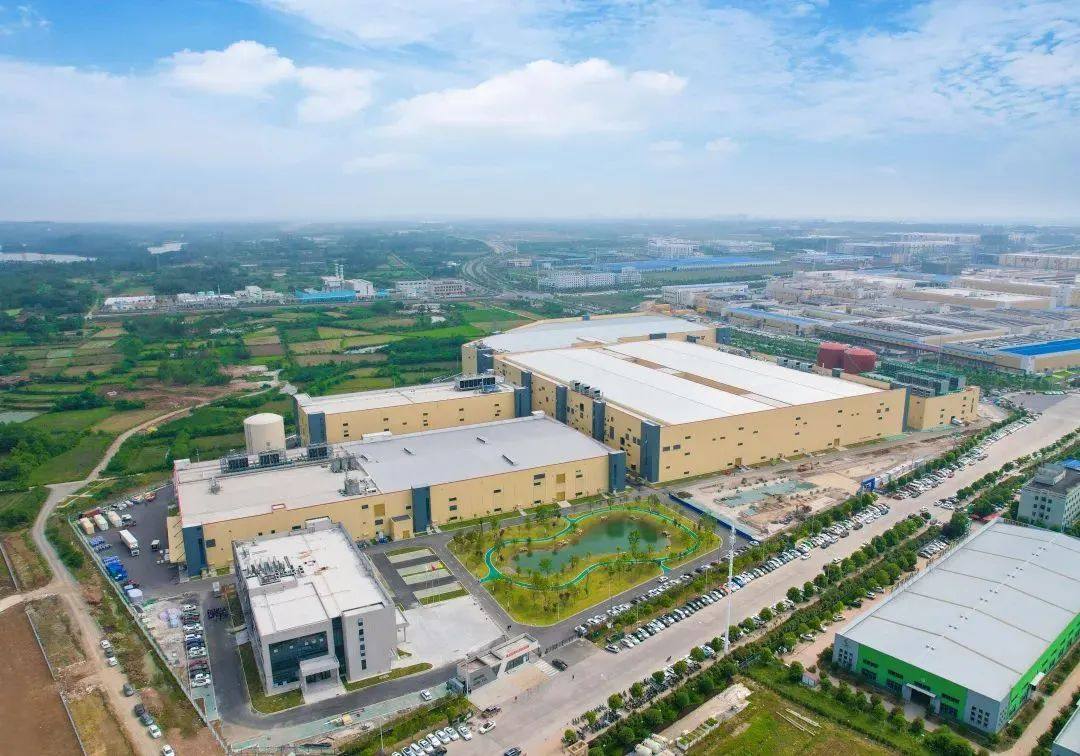公司看点丨亿纬动力第十二工厂投产 满产将年产方形三元电池12GWh
