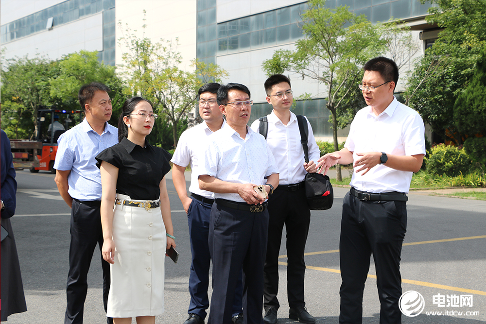 本网专稿丨于清教一行到访特锐德集团 聚焦预制舱式模块化变电站推广