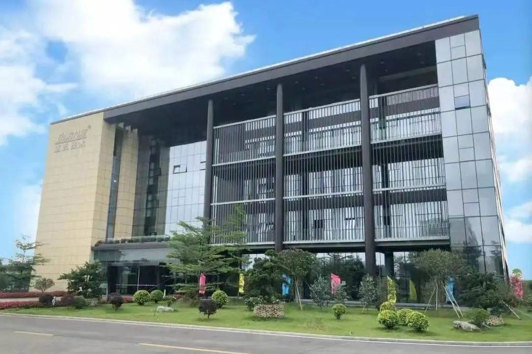 公司看点丨道氏技术拟20亿元投建新能源电池材料项目 前三季度营收52.86亿